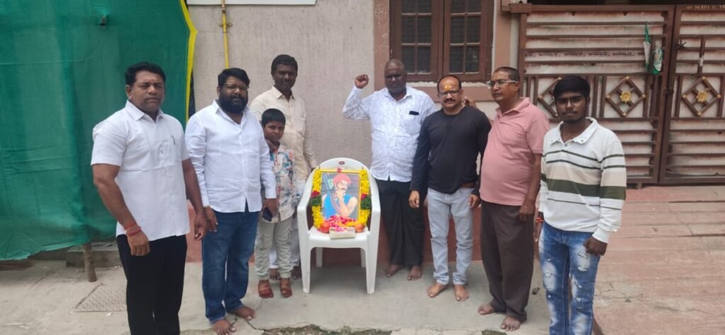 ప్రజా వీరుడు పండుగ సాయన్నకు ఘన నివాళి