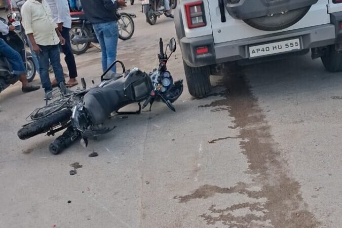 కొండాపూర్‌లో ఘోర రోడ్డు ప్రమాదం.. ఒకరి మృతి