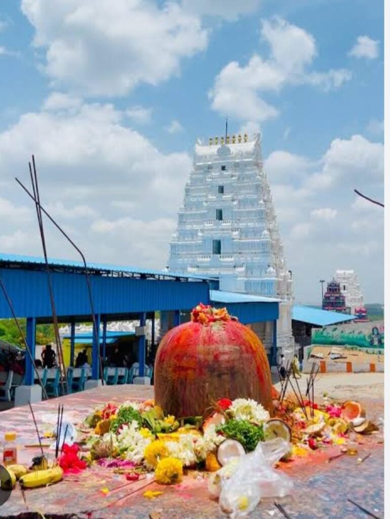సోమవారం.. కీసరగుట్టకు పోటెత్తిన భక్తులు