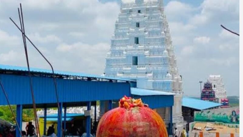 సోమవారం.. కీసరగుట్టకు పోటెత్తిన భక్తులు